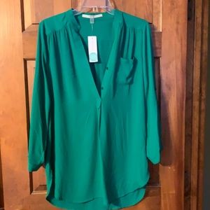 41 Hawthorne stylish green aft flowing top